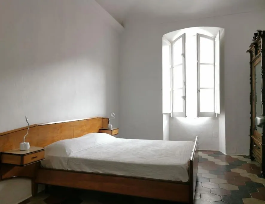 Casa Galleria Al Teatro Alghero Apartment