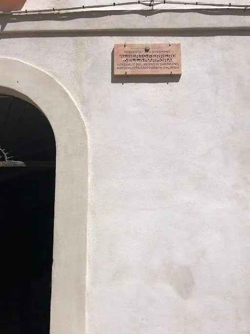 Casa Galleria Al Teatro Alghero Italy